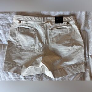 NWT - Banana Republic Light Khaki Chino Shorts